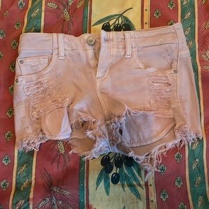 Guess shorts in pristine condition size 24